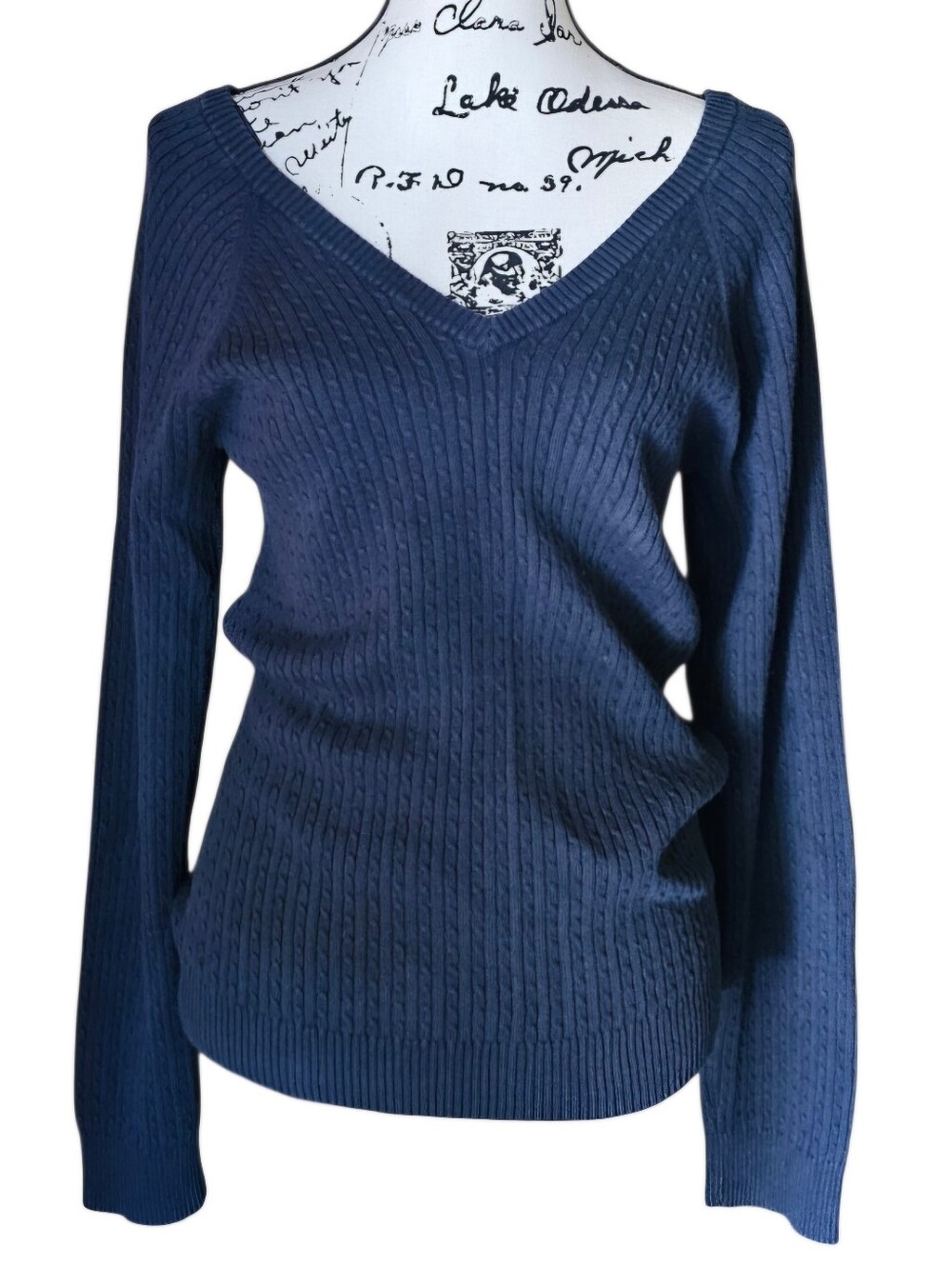 Old Navy Women's Deep Blue V‑Neck Cable Knit Sweater - Picture 1 of 5